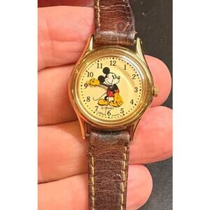 VTG Women's 25mm Gold Tone Mickey Mouse watch by Lorus, Leather Band